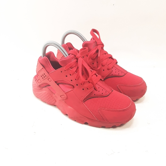 Nike Other - Nike Huarache Run Triple Red Size 5Y